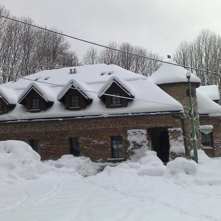 Hotel Podzamcze Tarnów Buitenkant foto