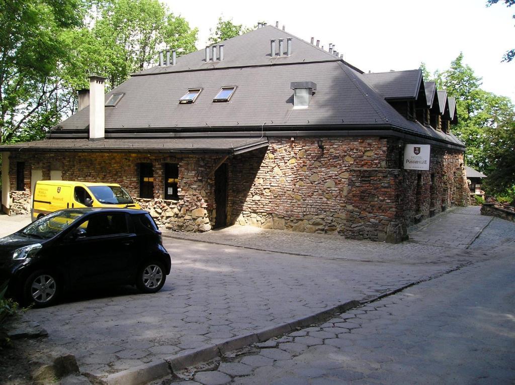 Hotel Podzamcze Tarnów Buitenkant foto